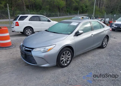 2017 Toyota Camry Hybrid Xle z USA, uszkodzony, nr VIN 4T1BD1FK9HU213136